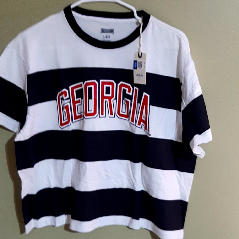 AE tailgate Georgia crop shirt size L